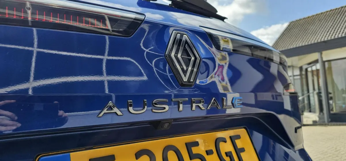 E-Tech Hybrid 200 Techno Esprit Alpine