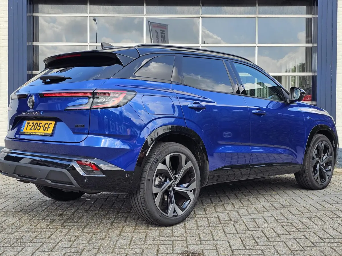 E-Tech Hybrid 200 Techno Esprit Alpine