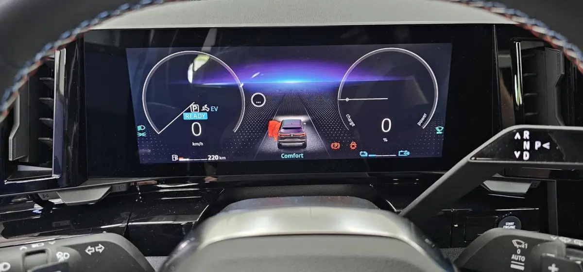 E-Tech Hybrid 200 Techno Esprit Alpine