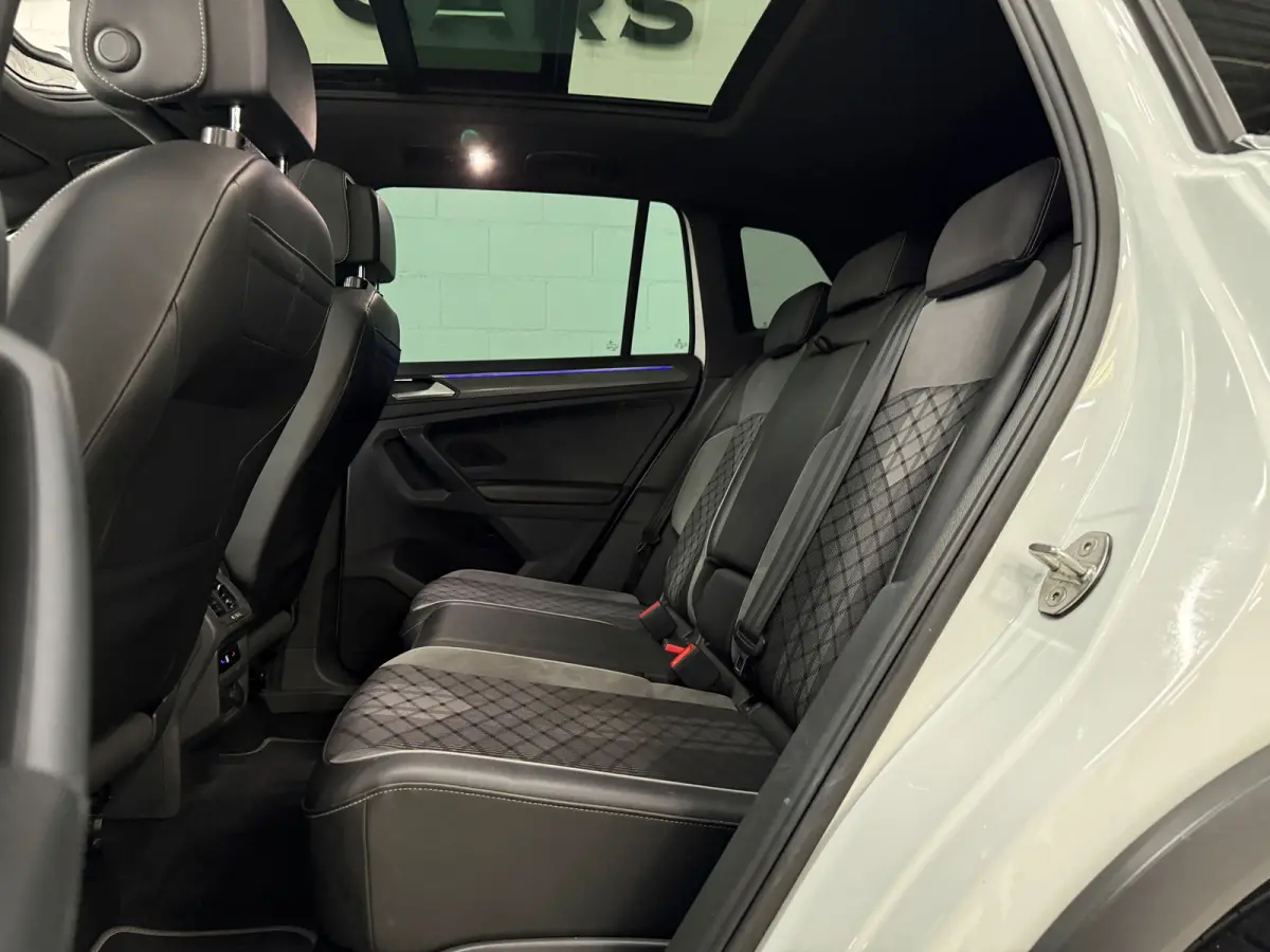 1.5 TSI R-Line Panoramadak, Applecarplay, Camera