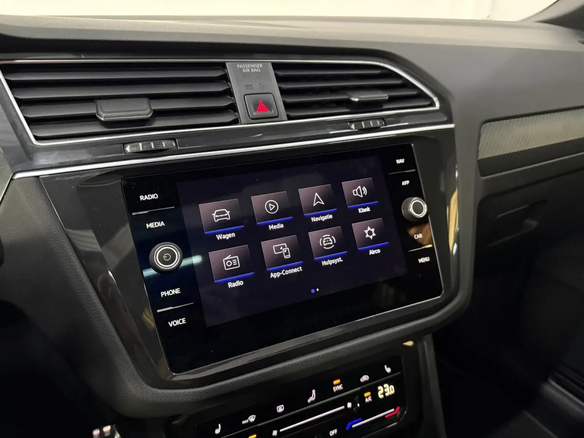 1.5 TSI R-Line Panoramadak, Applecarplay, Camera