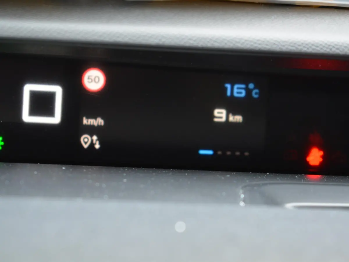 1.2 Turbo 100pk Max | Navigatie |
