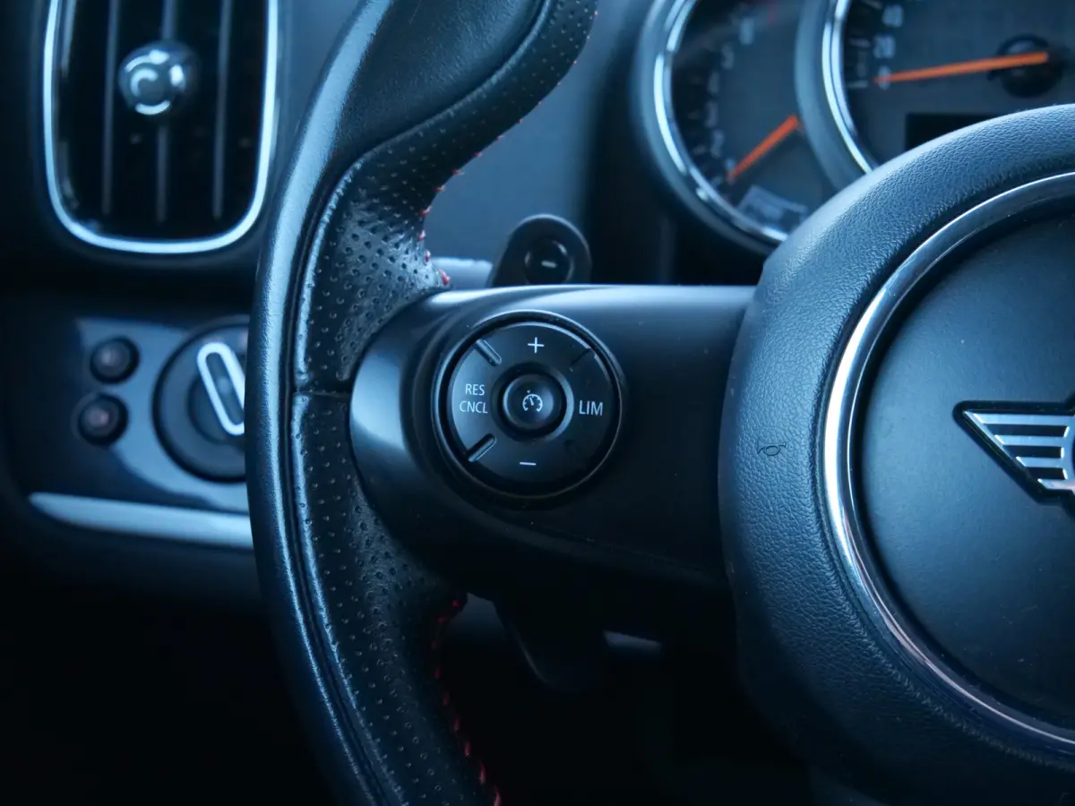 Mini 2.0 Cooper S 192pk Chili Automaat PDC / Camera / Stoelverwarming
