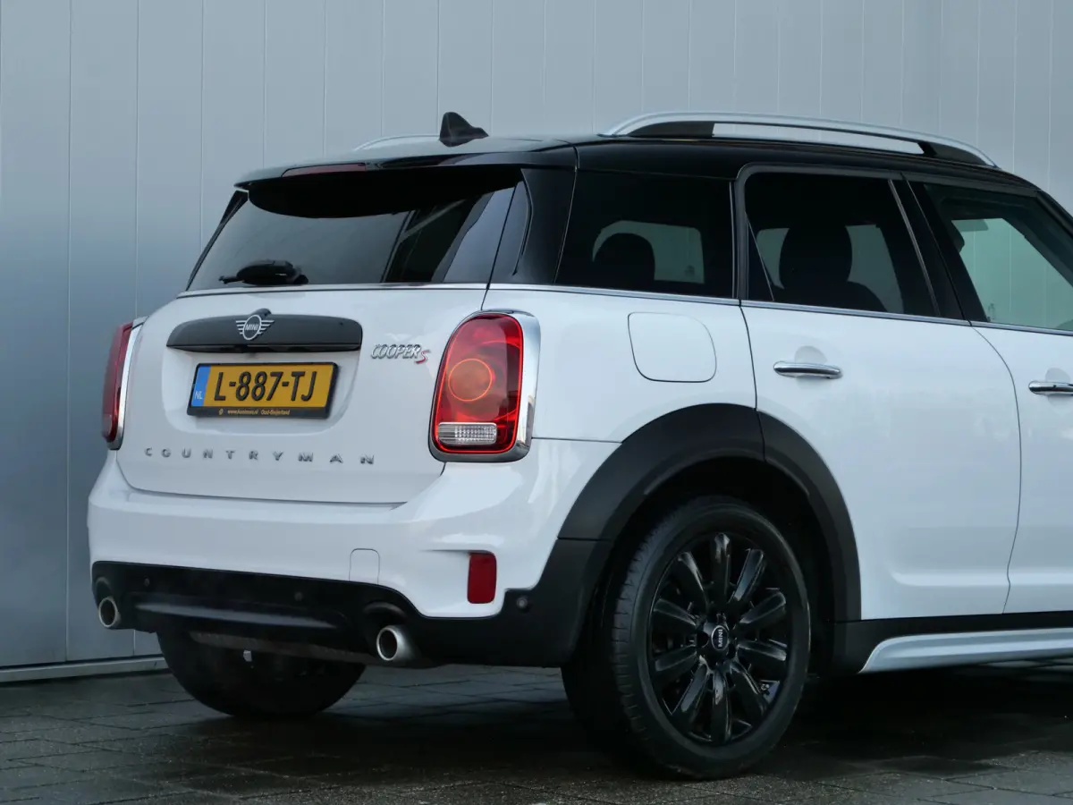 Mini 2.0 Cooper S 192pk Chili Automaat PDC / Camera / Stoelverwarming