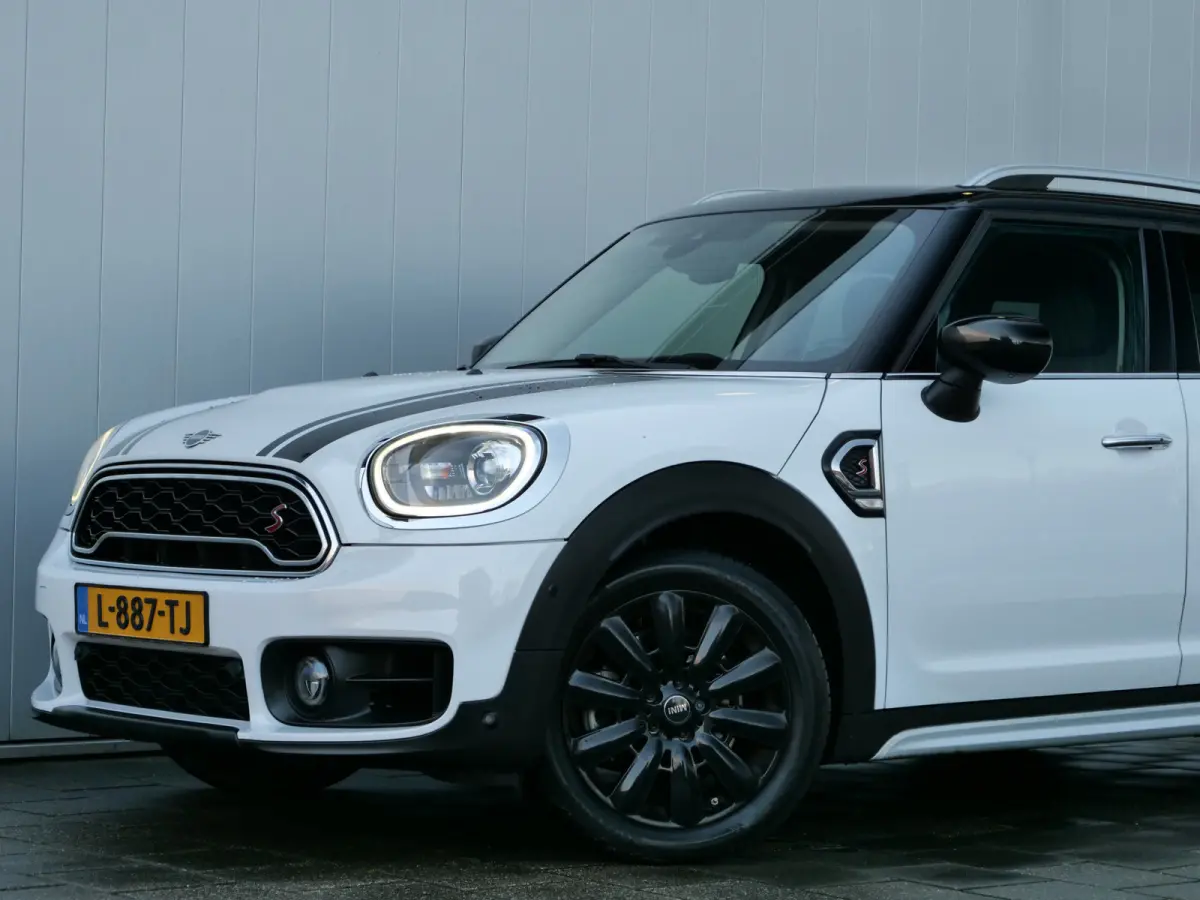 Mini 2.0 Cooper S 192pk Chili Automaat PDC / Camera / Stoelverwarming