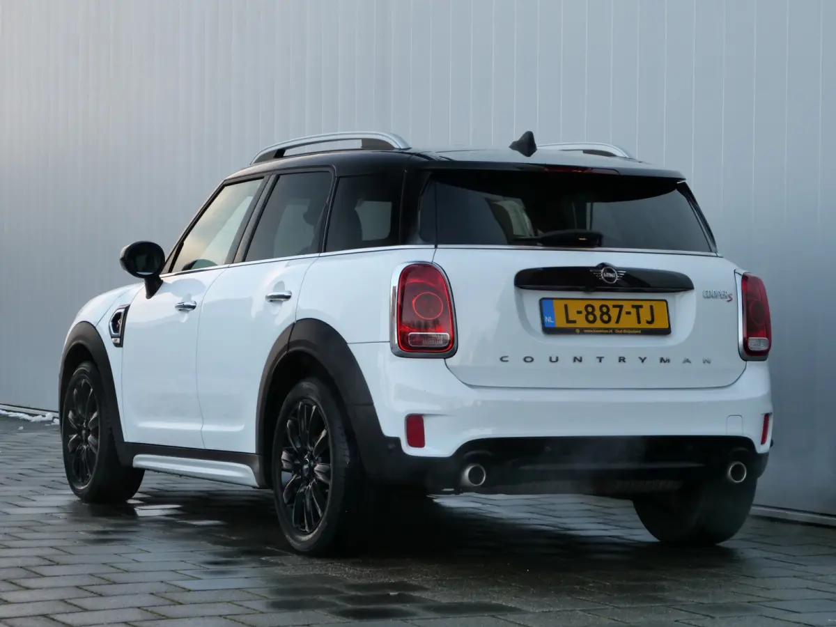 Mini 2.0 Cooper S 192pk Chili Automaat PDC / Camera / Stoelverwarming