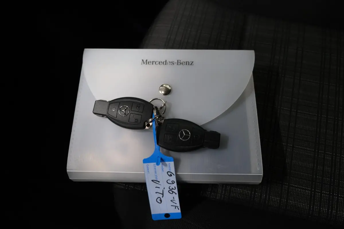 110 CDI Base Extra Lang > Export €14950,- Netto <