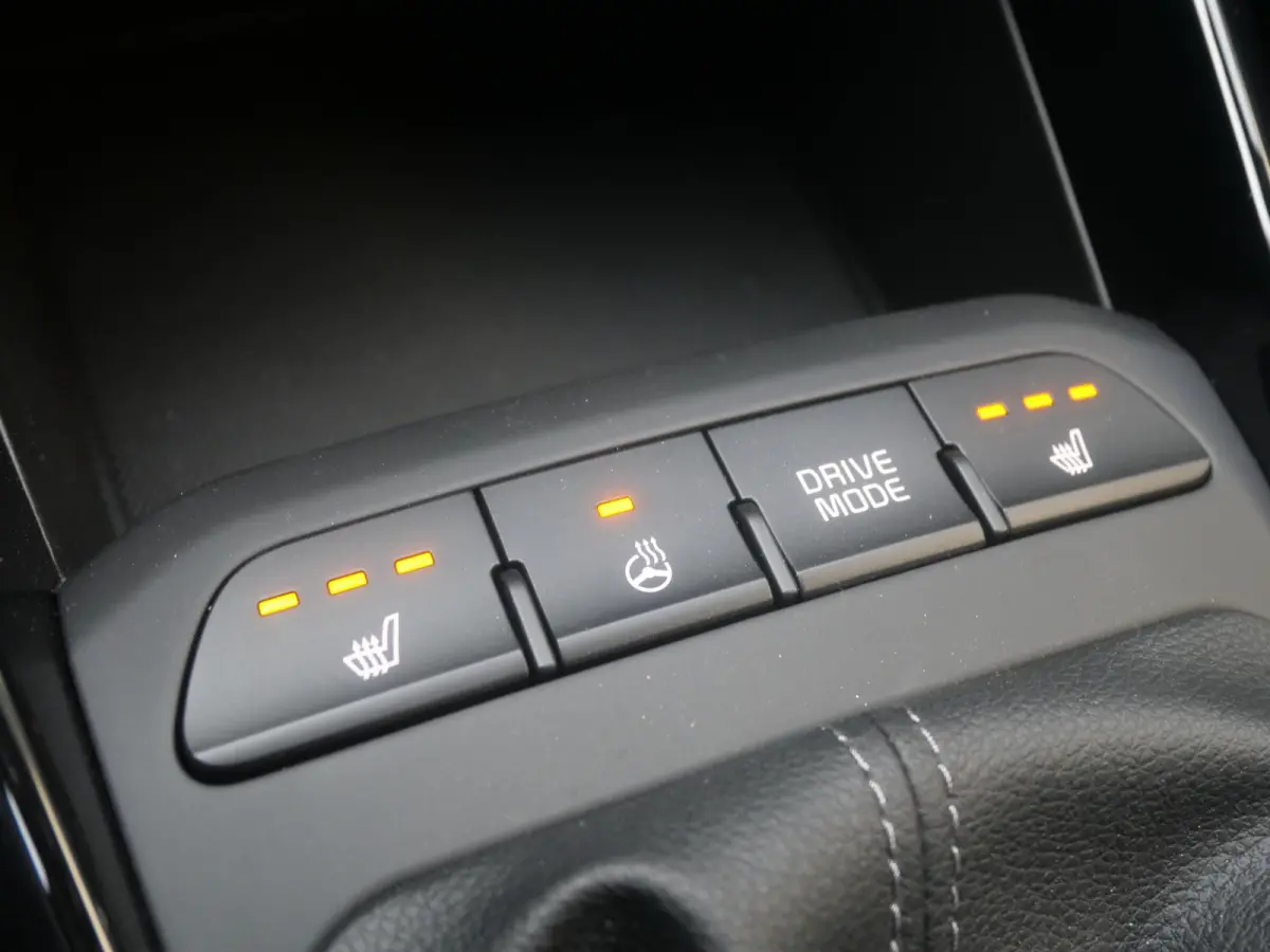 1.0 T-GDi MHEV DynamicPlusLine | Navigatie | Carplay | Camera | Cruise | Airco