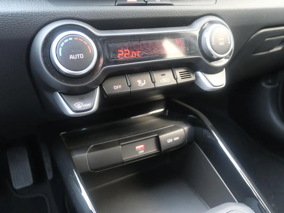 1.0 T-GDi MHEV DynamicPlusLine | Navigatie | Carplay | Camera | Cruise | Airco