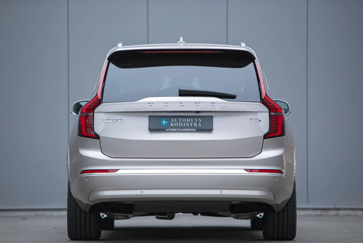 2.0 T8 Plug-in hybrid AWD Ultra Bright MY 2026 Facelift