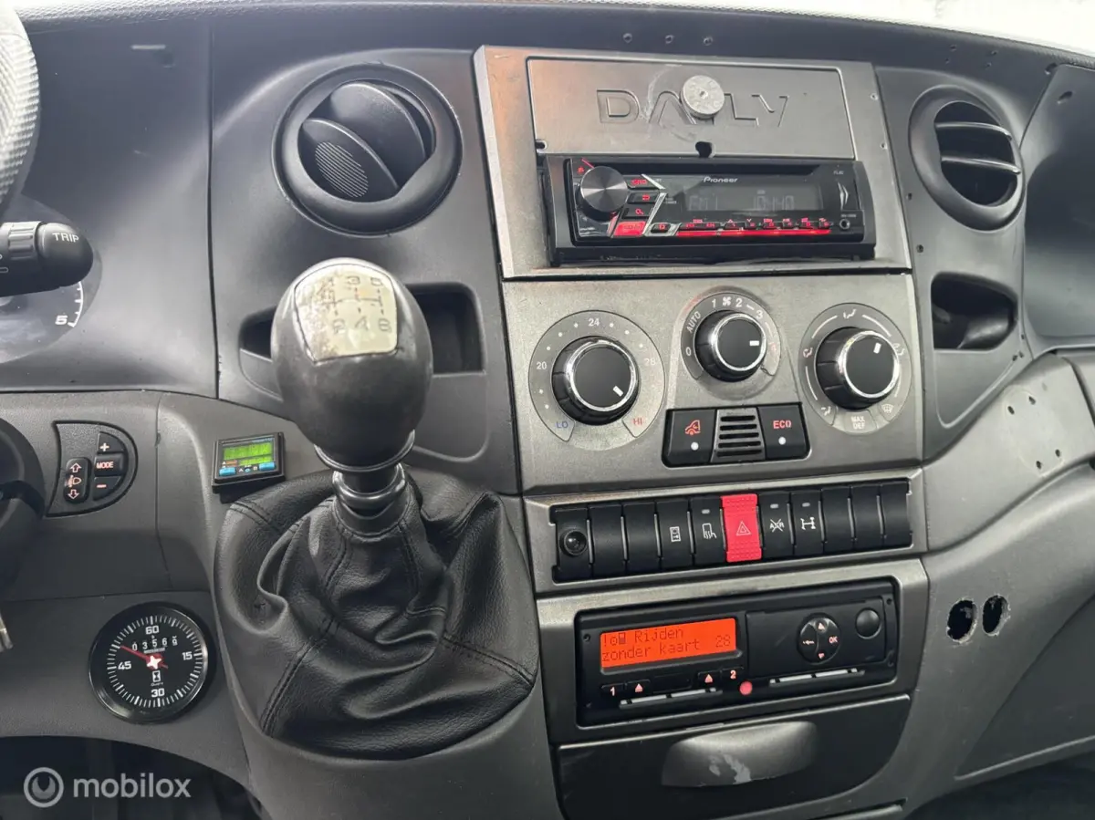 50C35 BE COMBI 5 TON LAADV DEALER TRUCK AIRCO