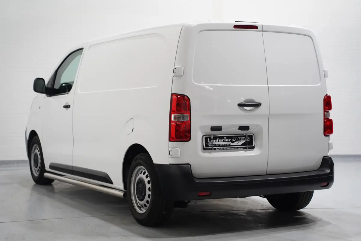 1.5 HDI 120 pk L2H1 Navi, Airco, Cruise Control Laadruimte Pakket, PDC achter, Sidebars, 3-Zits