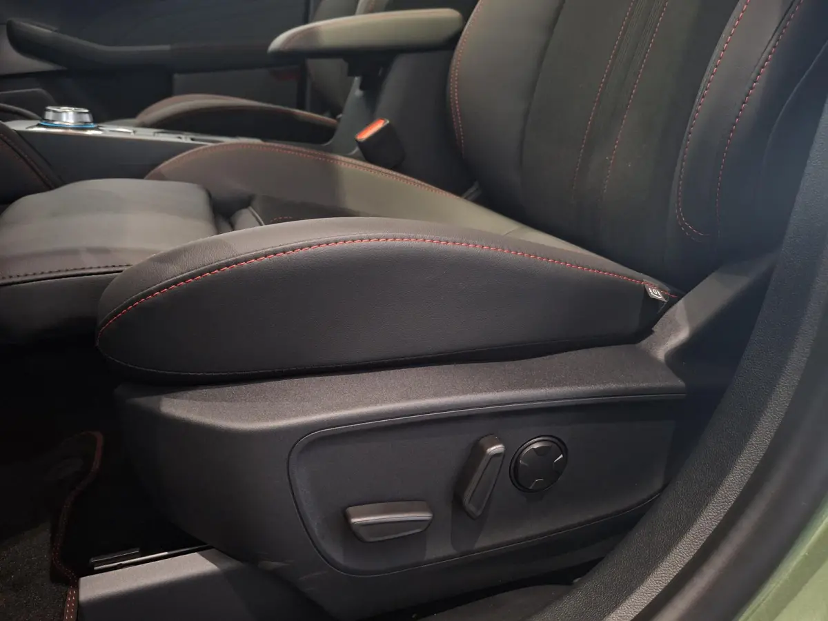 2.5 PHEV ST-Line X TE BESTELLEN | ELEKTRISCH WEGKLAPBARE TREKHAAK | PANORAMADAK | HEAD-UP DISPLAY | STOEL, STUUR EN VOORRUITVERWARMING | ADAPTIVE CRUISE CONTROL | BLACK PACKAGE | 20 INCH VEL