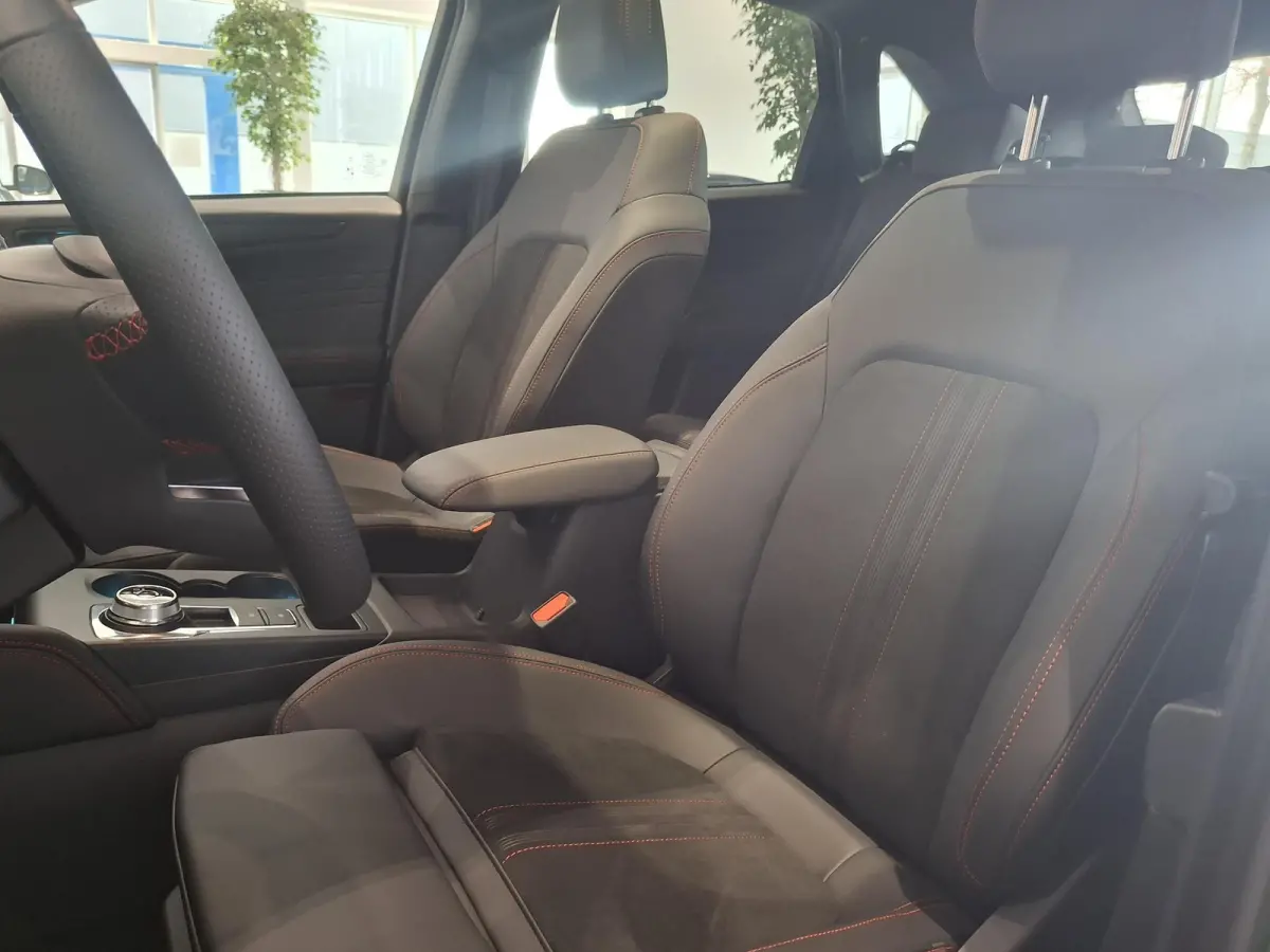 2.5 PHEV ST-Line X TE BESTELLEN | ELEKTRISCH WEGKLAPBARE TREKHAAK | PANORAMADAK | HEAD-UP DISPLAY | STOEL, STUUR EN VOORRUITVERWARMING | ADAPTIVE CRUISE CONTROL | BLACK PACKAGE | 20 INCH VEL