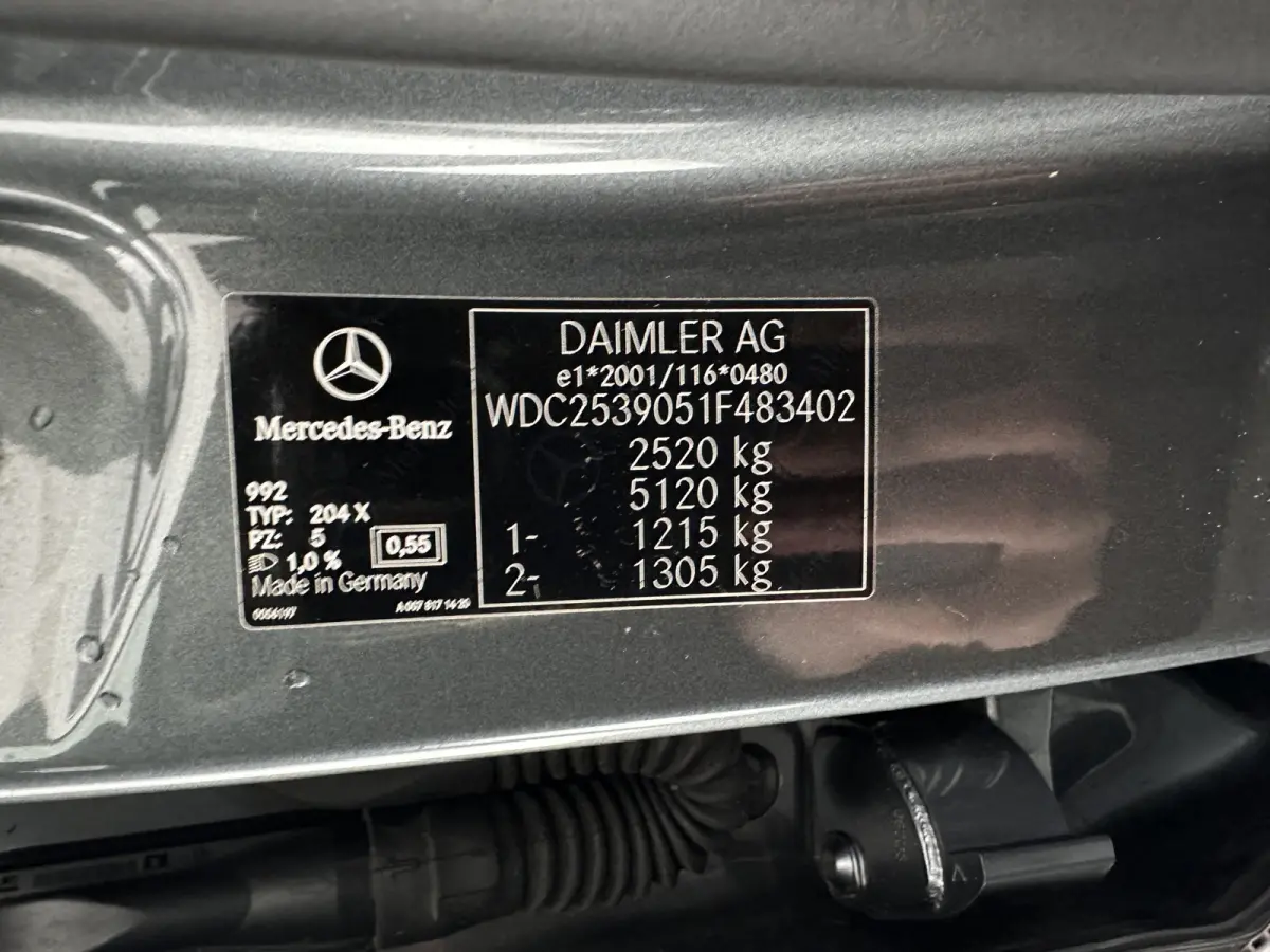 220d 4MATIC Premium Plus (INCL-BTW) *PANO | LEATHER | FULL-LED | MEMORY-PACK | TOPVIEW | BLINDSPOT | HEATED-COMFORTSEATS | NAVI-FULLMAP | ECC | PDC | CRUISE | SHIFTPADDLES | TOWBAR | 18''ALU
