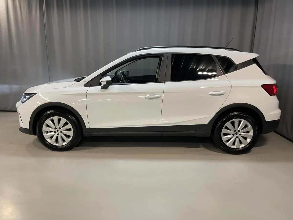1.0 TSI Style 16"/Apple Carplay & Android Auto/PDC/LED