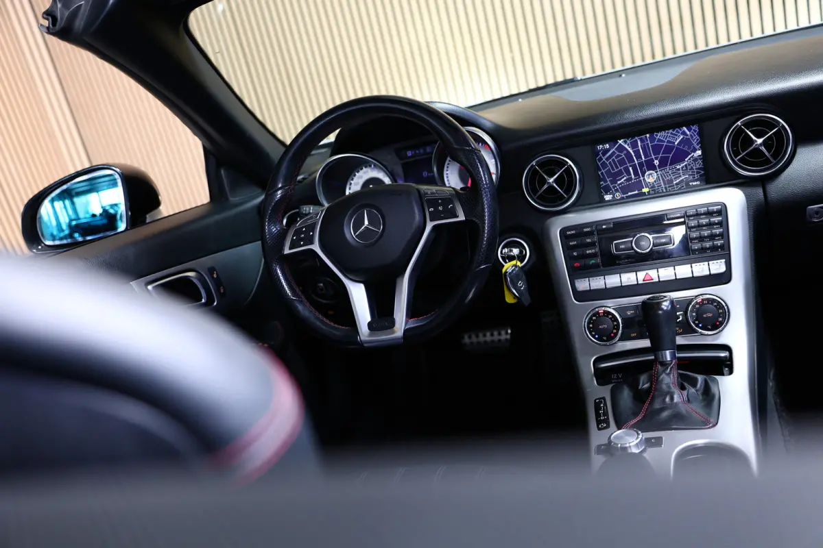 250 AMG AUT NAVI PANO AIRSCARF STOELVW ECC "11