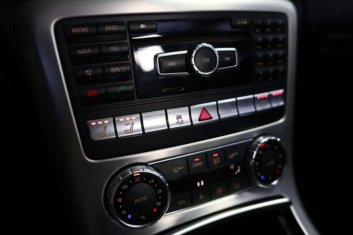 250 AMG AUT NAVI PANO AIRSCARF STOELVW ECC "11