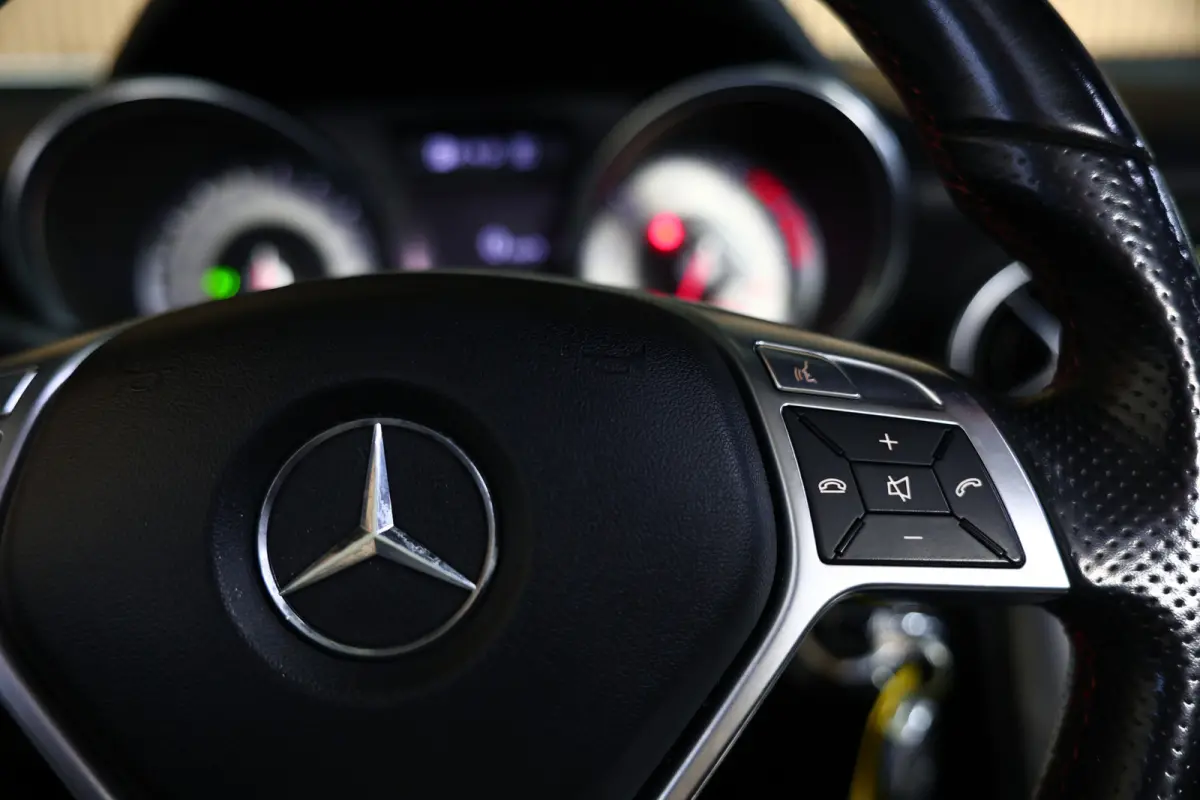 250 AMG AUT NAVI PANO AIRSCARF STOELVW ECC "11