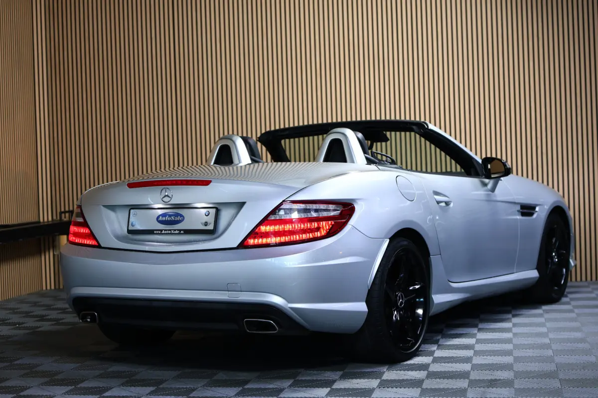 250 AMG AUT NAVI PANO AIRSCARF STOELVW ECC "11