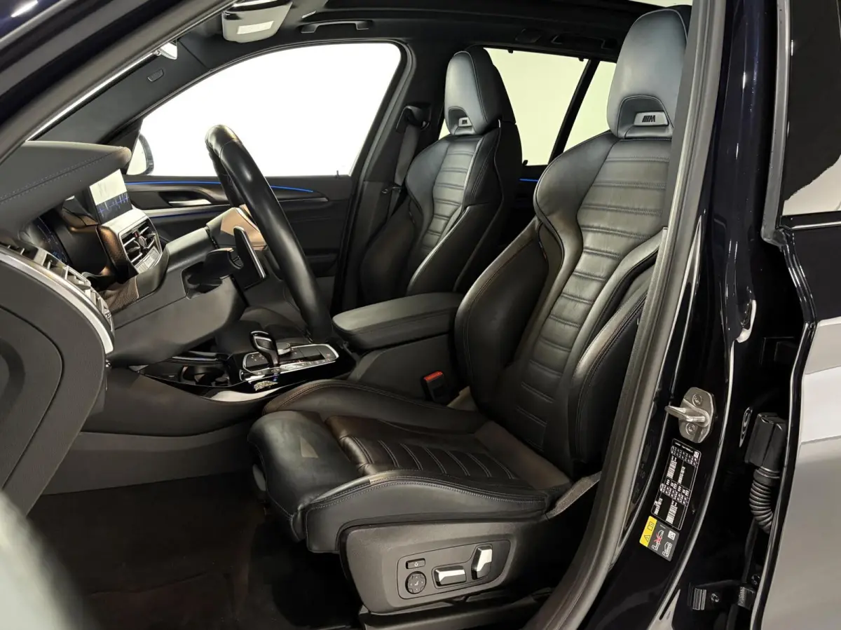 xDrive30e |M stoelen|Panoramadak|M sport|Shadowline|Head-up|High Executive|LED|Camera|