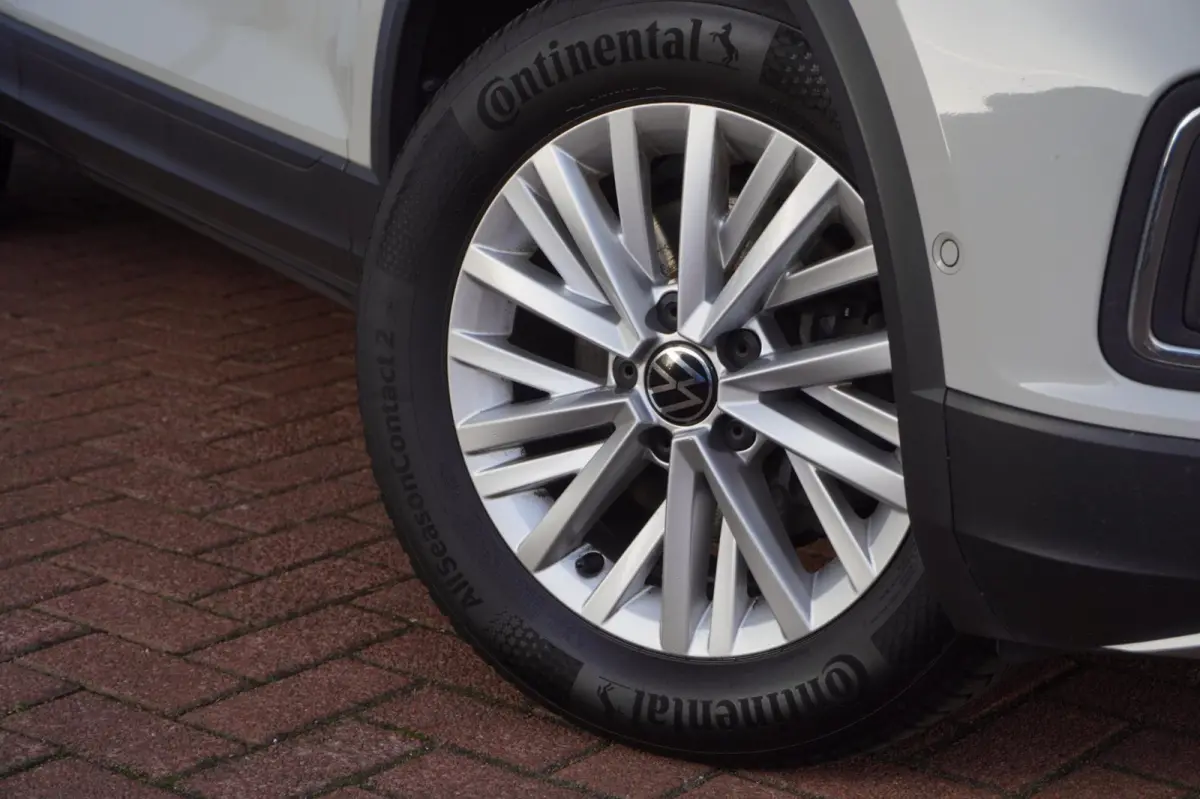 1.5 TSI Life 150PK / Orig-NL / Vitrual /Navigatie / Camera / ParkeerHulp / ACC / = ZOMER AKTIE