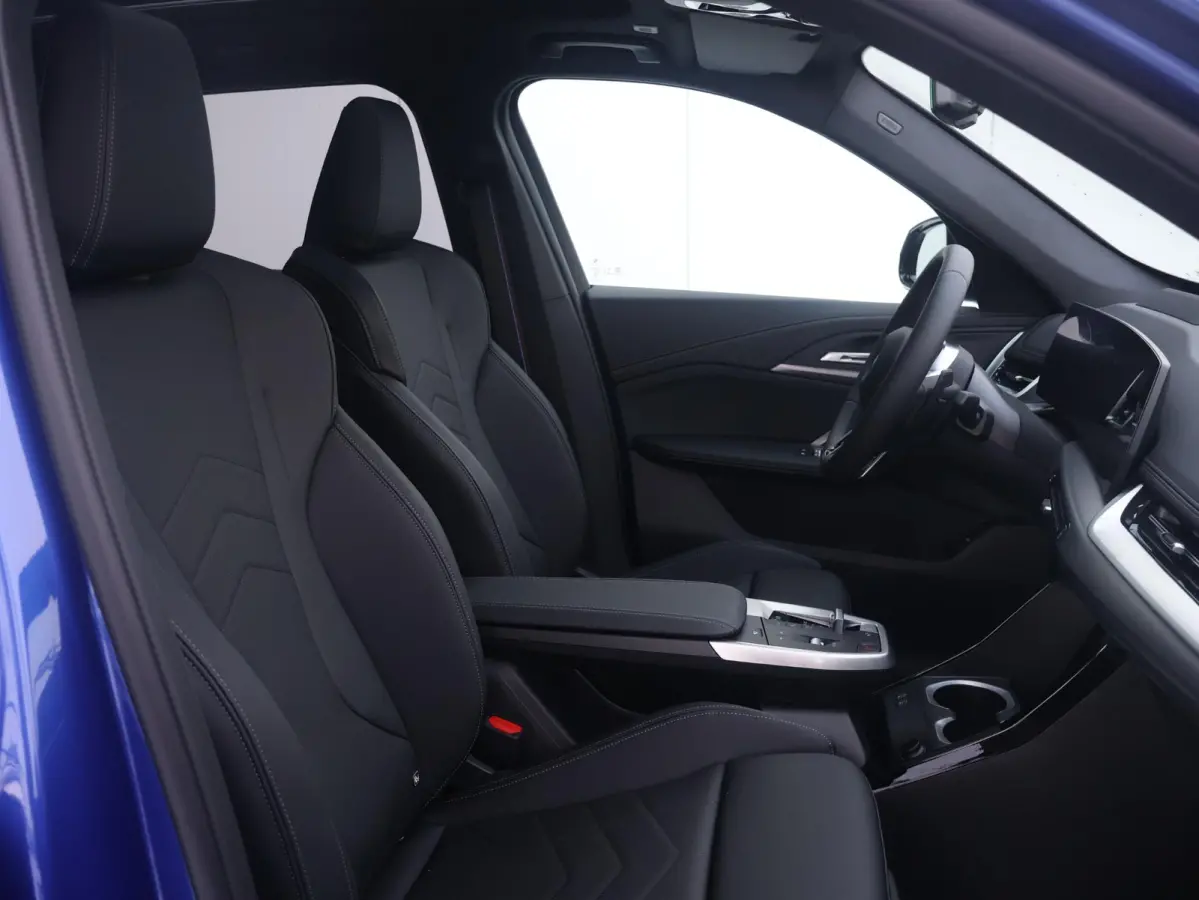 xDrive25e | SoH 100% | M Sportpakket Pro | Stuurwielrand verwarmd | Comfort Access | Trekhaak | Panoramadak | Stoelverwarming | Driving Assistant Plus | Head-Up
