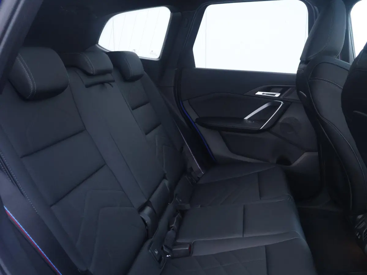 xDrive25e | SoH 100% | M Sportpakket Pro | Stuurwielrand verwarmd | Comfort Access | Trekhaak | Panoramadak | Stoelverwarming | Driving Assistant Plus | Head-Up