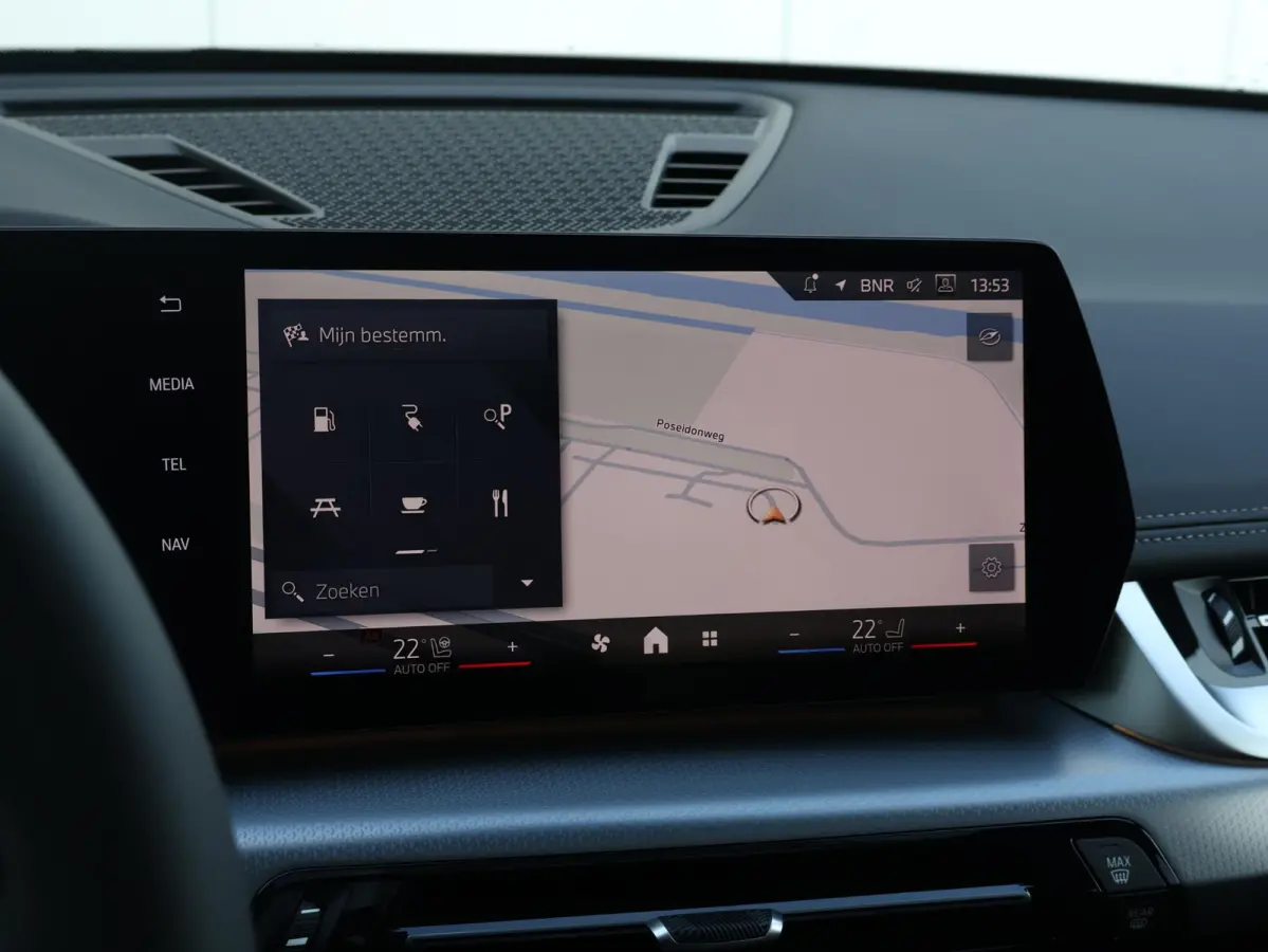 xDrive25e | SoH 100% | M Sportpakket Pro | Stuurwielrand verwarmd | Comfort Access | Trekhaak | Panoramadak | Stoelverwarming | Driving Assistant Plus | Head-Up
