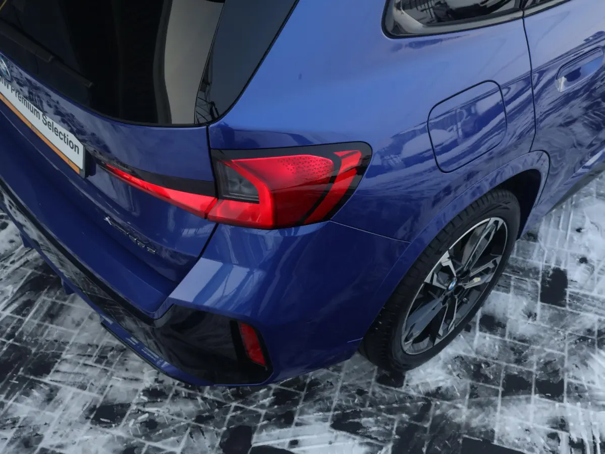 xDrive25e | SoH 100% | M Sportpakket Pro | Stuurwielrand verwarmd | Comfort Access | Trekhaak | Panoramadak | Stoelverwarming | Driving Assistant Plus | Head-Up