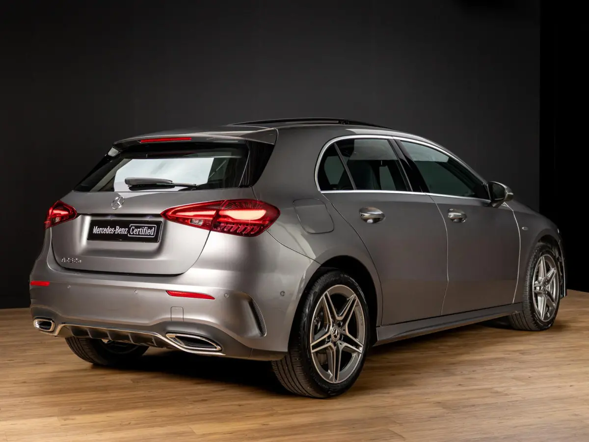Hatchback 250 e AMG Line Panorama dak