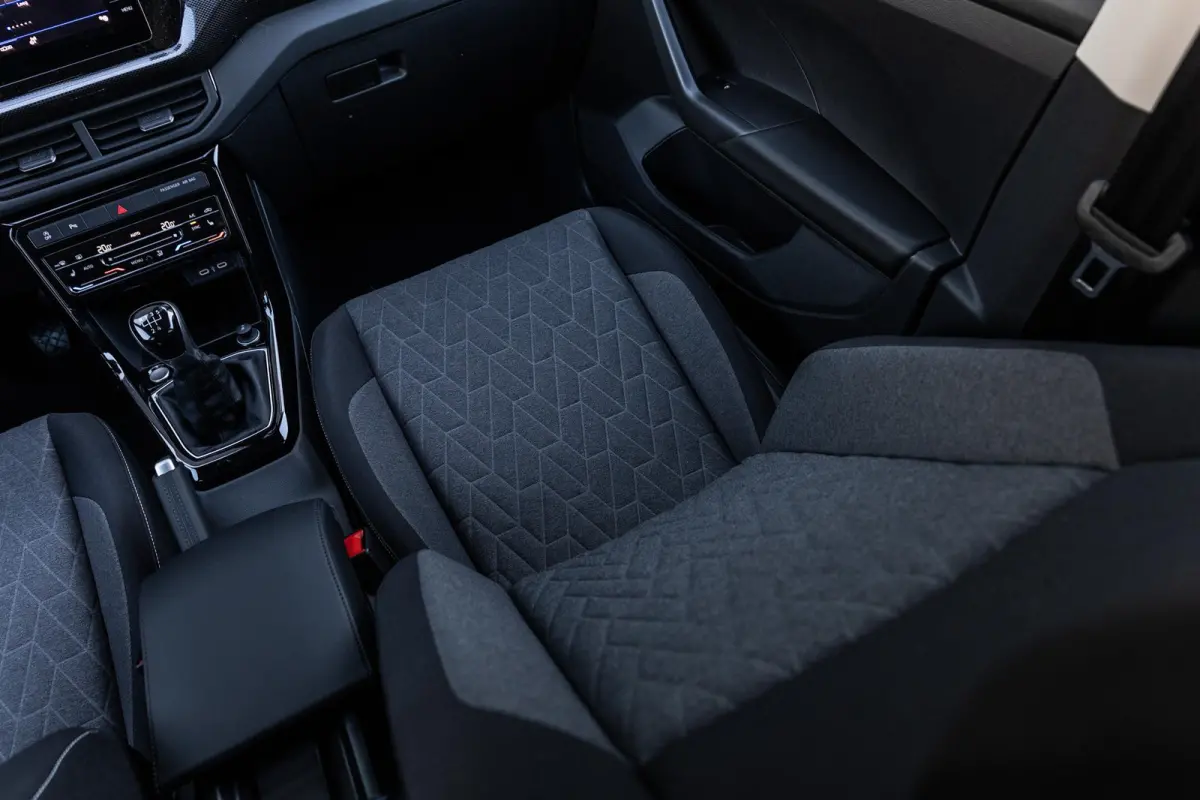 1.0 TSI 95pk Life Edition | Trekhaak Afneembaar | Climate Control