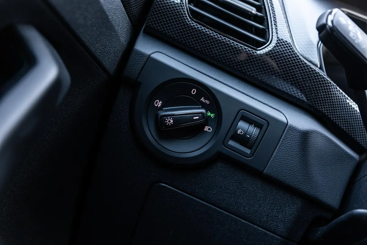 1.0 TSI 95pk Life Edition | Trekhaak Afneembaar | Climate Control