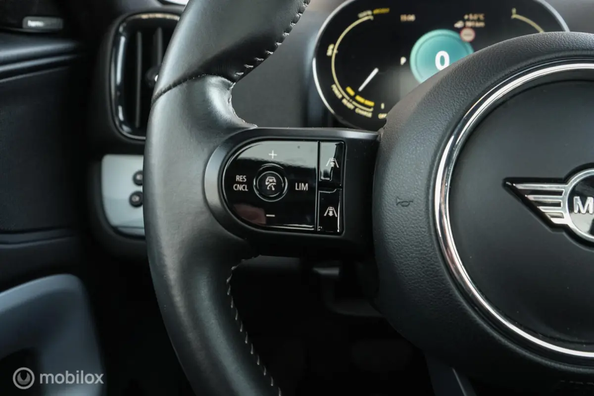 2.0 Cooper ALL4 Untamed Edition | Pano | Stoelverw. | LED | CarPlay | Adaptief | HUD | Harman Kardon