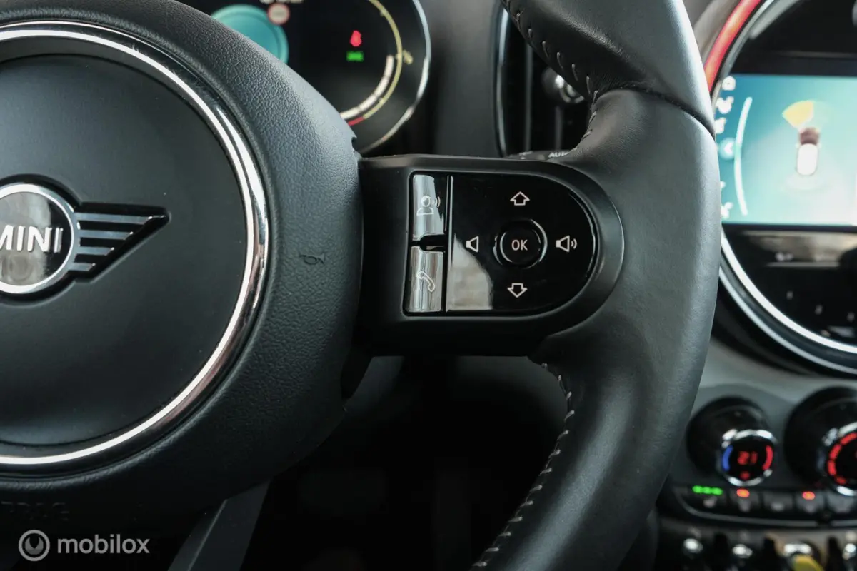 2.0 Cooper ALL4 Untamed Edition | Pano | Stoelverw. | LED | CarPlay | Adaptief | HUD | Harman Kardon
