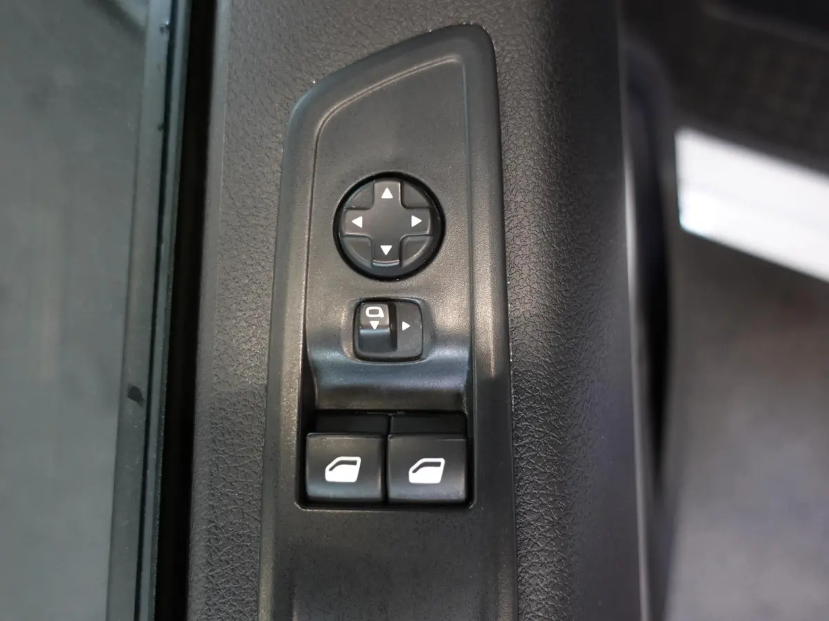 2.0 CDTI L3H1 Edition Airco Navigatie Parkeersensoren Trekhaak