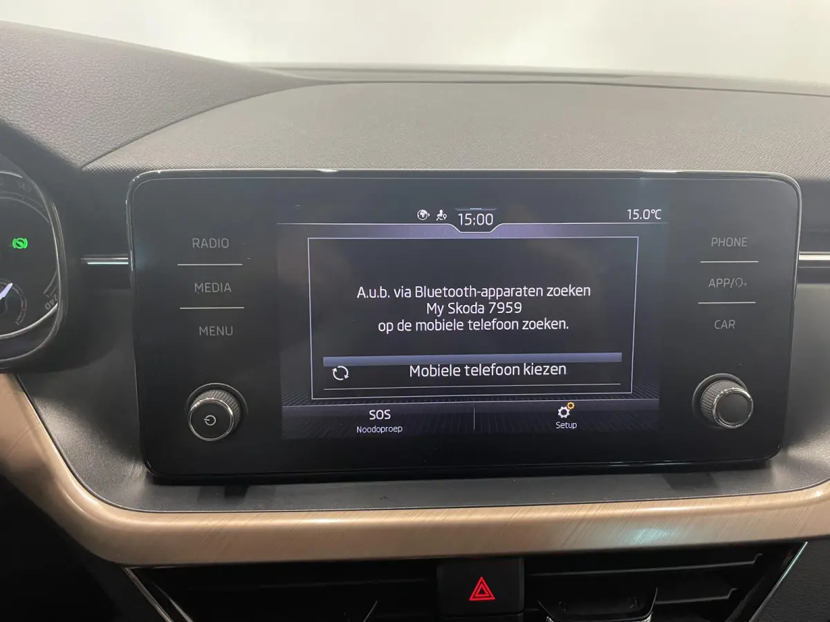 1.0 TSI 110pk DSG Style Apple Carplay/Android Auto Climate Control Elektrisch bedienbare kofferbak Dab Extra Getint Glas