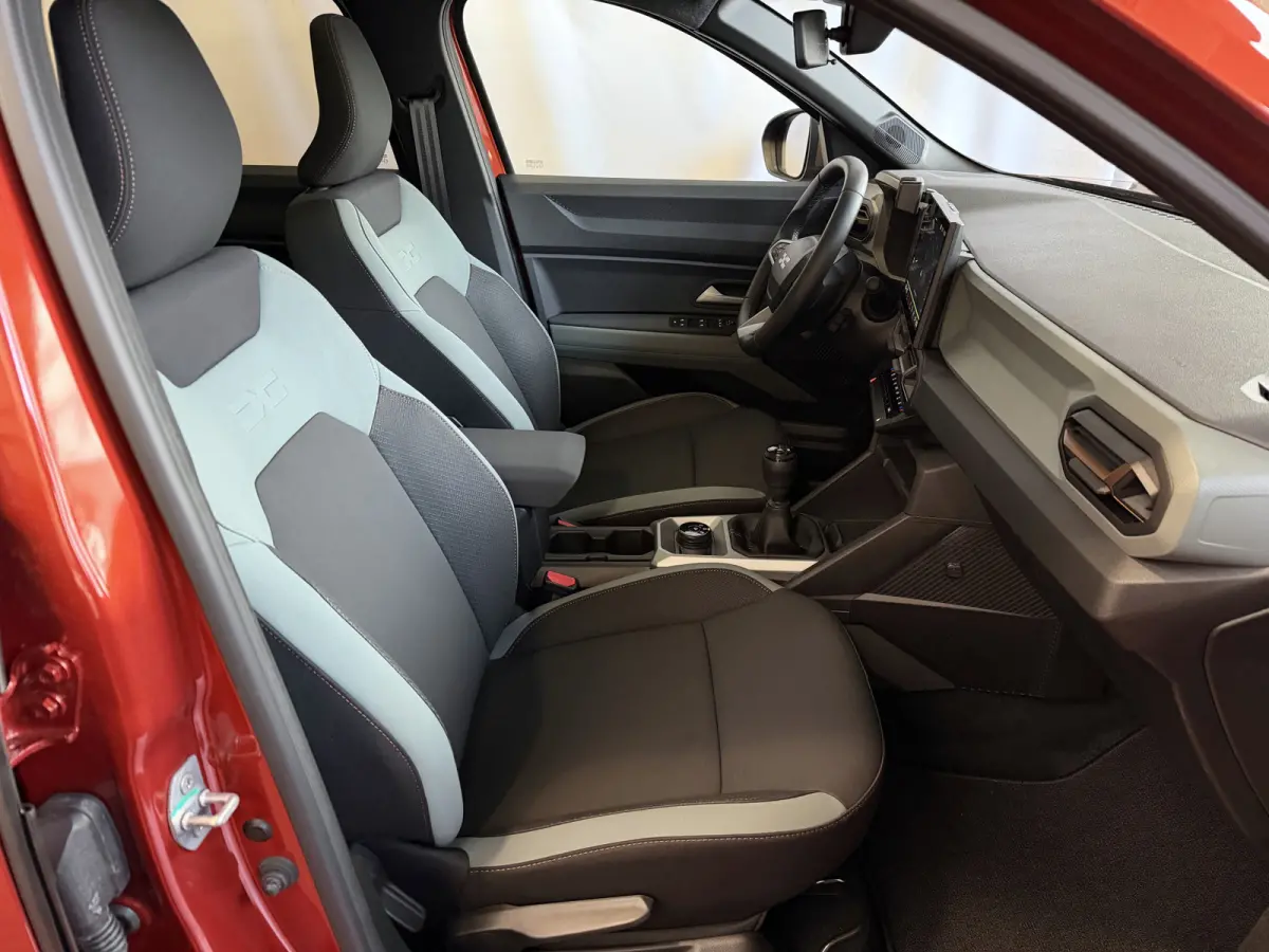 1.2 MILD HYBRID 130 PK PANO SCHUIFDAK NAVI ELEK.KLEP CAMERA STOEL/STUUR VERW. LED AWD 4X4 4WD