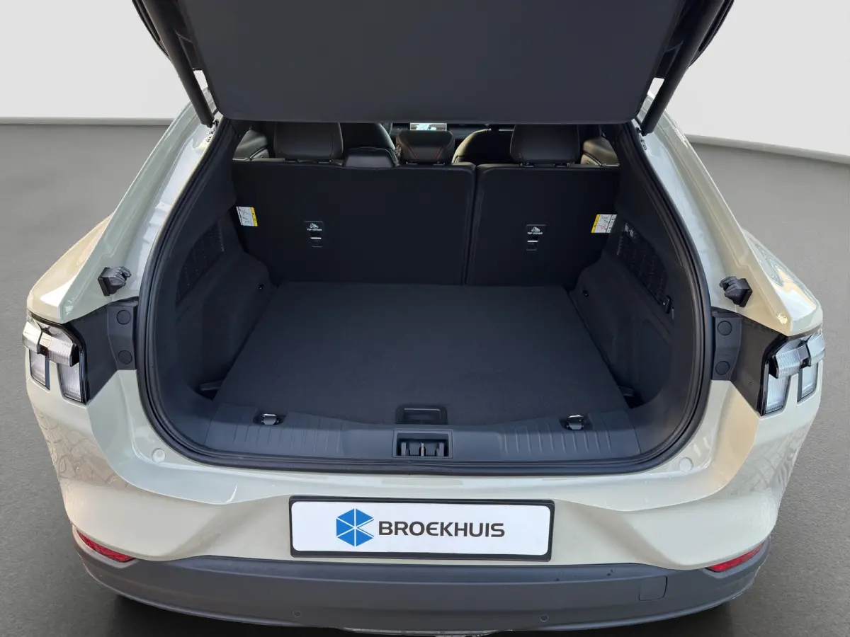 Extended Premium RWD 88 kWh | Snel Leverbaar! | Pano | Leder | Adap. Cruise | B&O Audio
