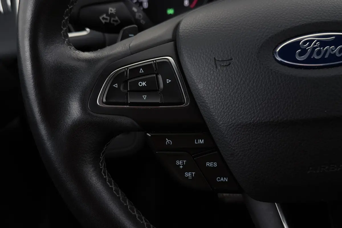 1.5 EcoBoost ST Line AWD | CarPlay | Camera | Sony | Keyless Entry/Start | Winter Pack |