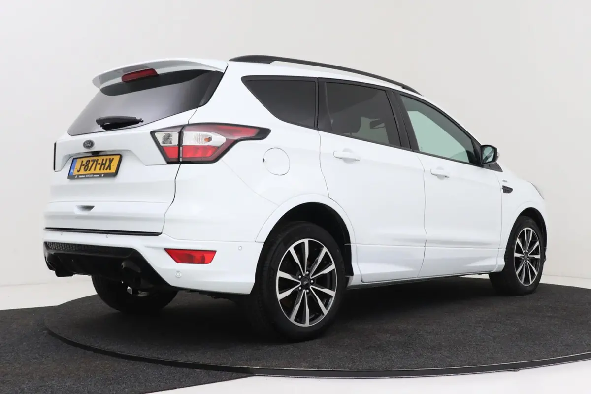 1.5 EcoBoost ST Line AWD | CarPlay | Camera | Sony | Keyless Entry/Start | Winter Pack |
