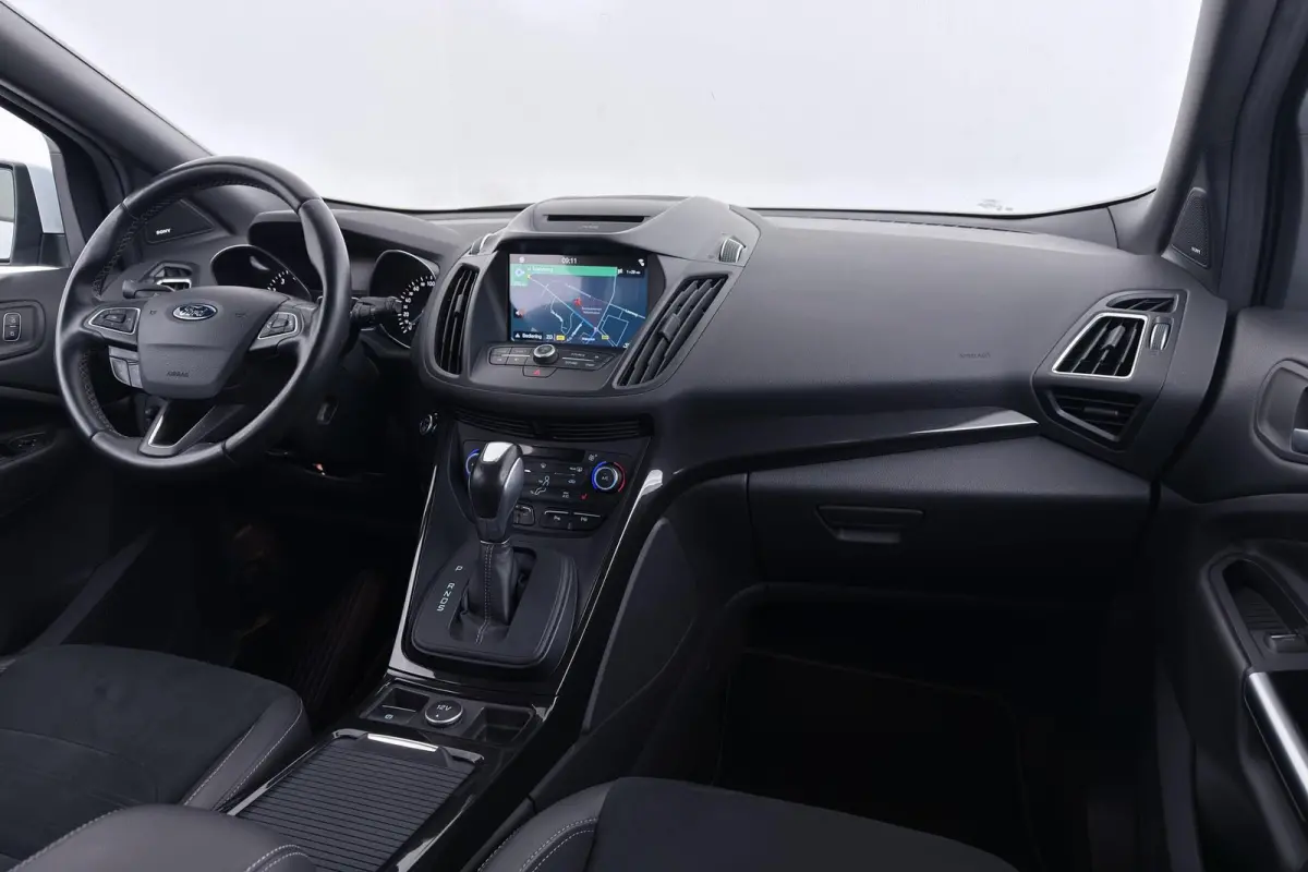 1.5 EcoBoost ST Line AWD | CarPlay | Camera | Sony | Keyless Entry/Start | Winter Pack |