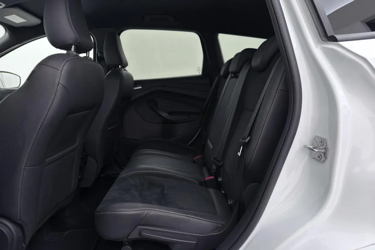 1.5 EcoBoost ST Line AWD | CarPlay | Camera | Sony | Keyless Entry/Start | Winter Pack |