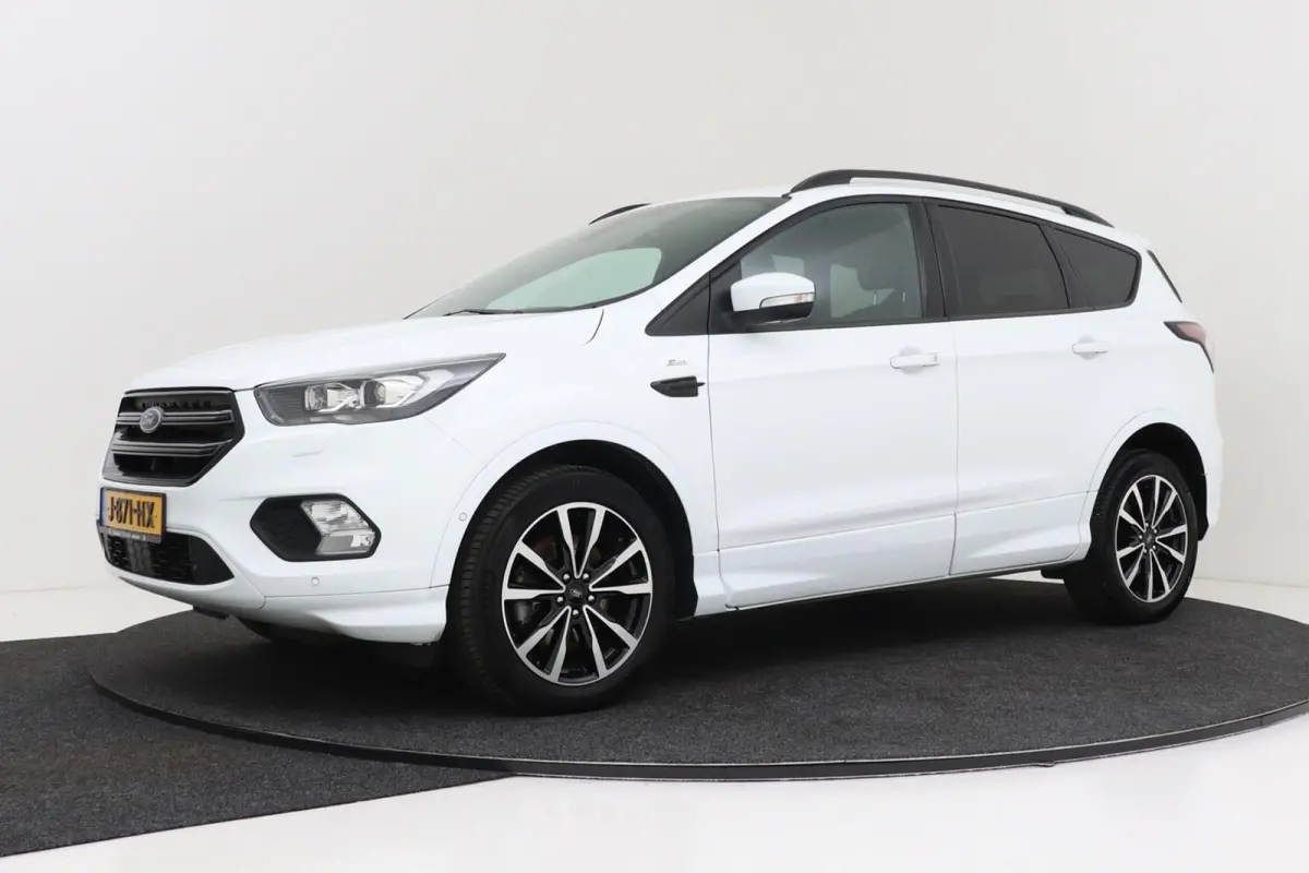 1.5 EcoBoost ST Line AWD | CarPlay | Camera | Sony | Keyless Entry/Start | Winter Pack |