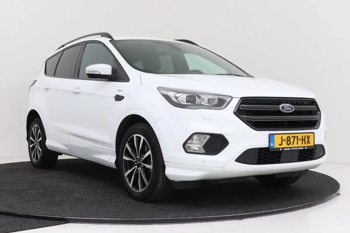 1.5 EcoBoost ST Line AWD | CarPlay | Camera | Sony | Keyless Entry/Start | Winter Pack |