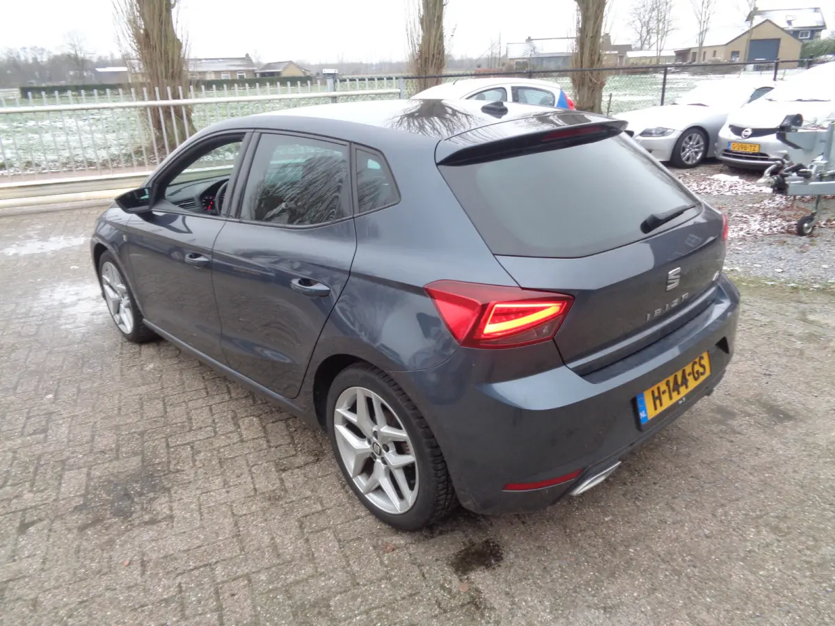 1.0 TSI FR Business Intense Ecc,camera, PDC, Navigatie, carplay/android auto