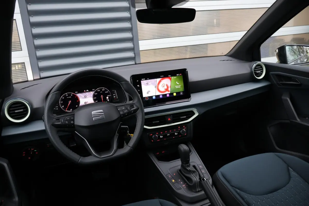 1.0 EcoTSI 115pk DSG Style Business Connect | Navigatie | Apple Carplay/Android Auto