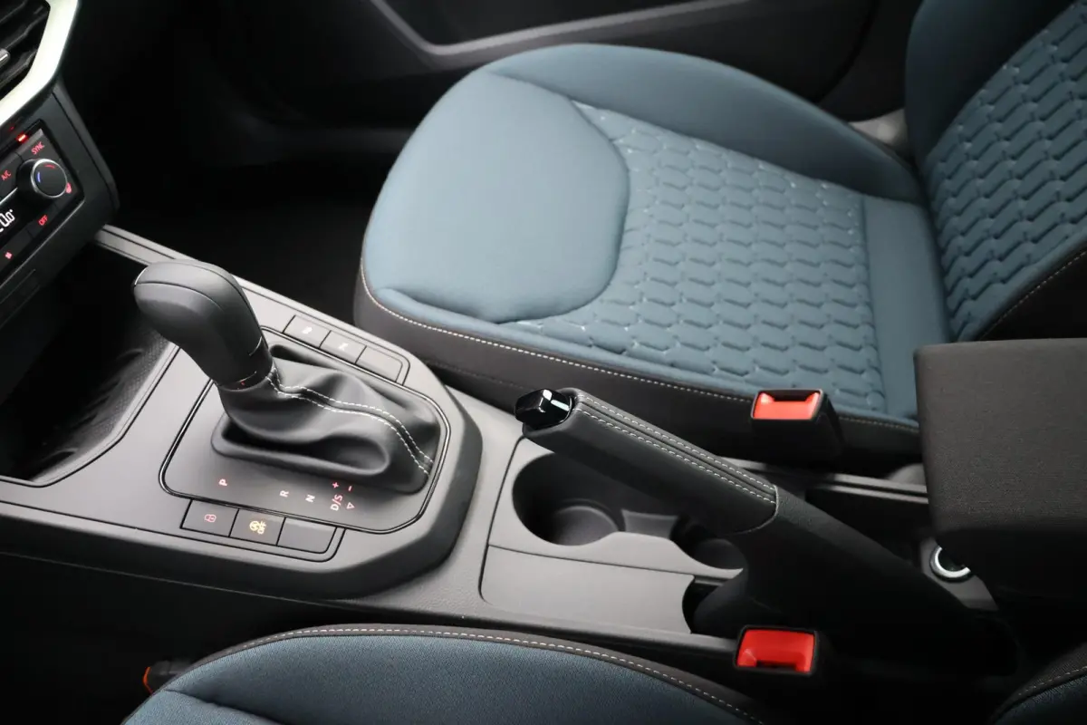 1.0 EcoTSI 115pk DSG Style Business Connect | Navigatie | Apple Carplay/Android Auto