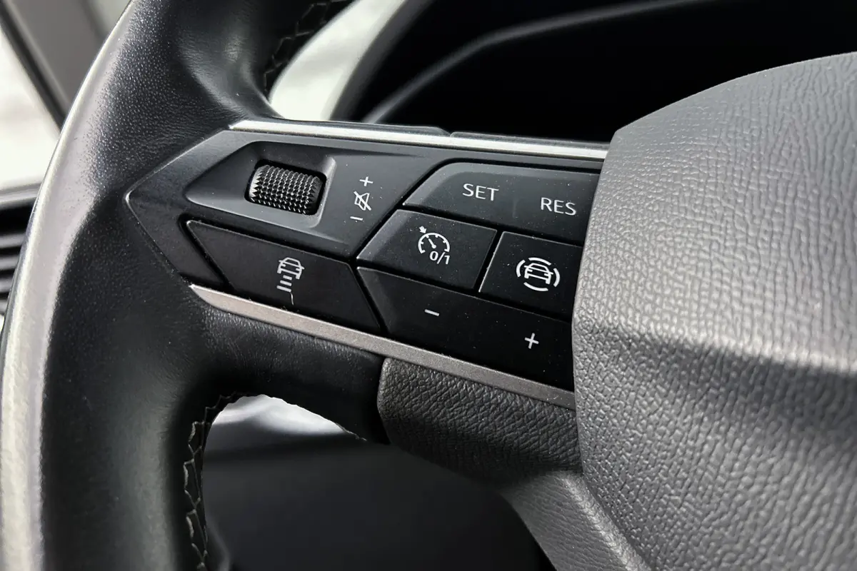 1.5 eTSI Style Launch Edition | Camera | Acc | Dig. Dasboard | Apple Carplay