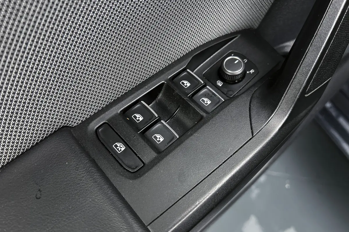 1.5 eTSI Style Launch Edition | Camera | Acc | Dig. Dasboard | Apple Carplay